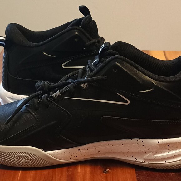 AND1 / Basketball Sneakers / Men / Size 13 / Black / NWT Low Top Athletic Court - Picture 3 of 11